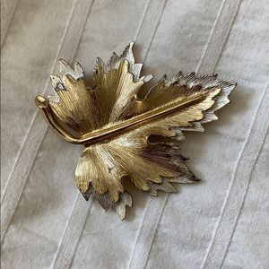 Vintage SARAH COVENTRY Leaf Brooch